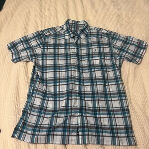 Men’s Kuhl shirt